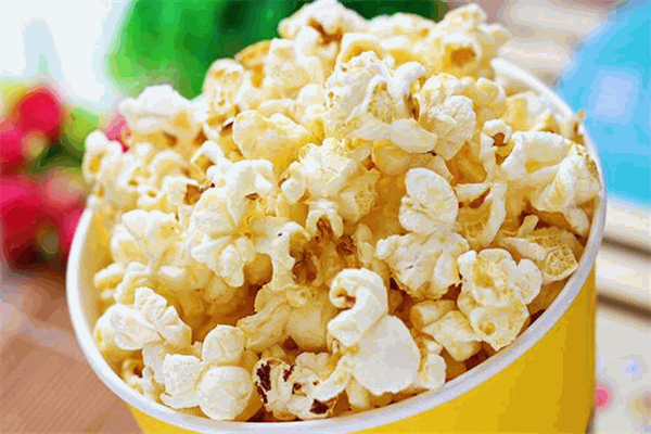 谗嘴猫咪爆米花